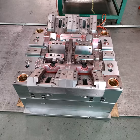 Toolmaker OEM 매끄러운 표면 커버 먼지 청소기 기계용 플라스틱 사출 금형